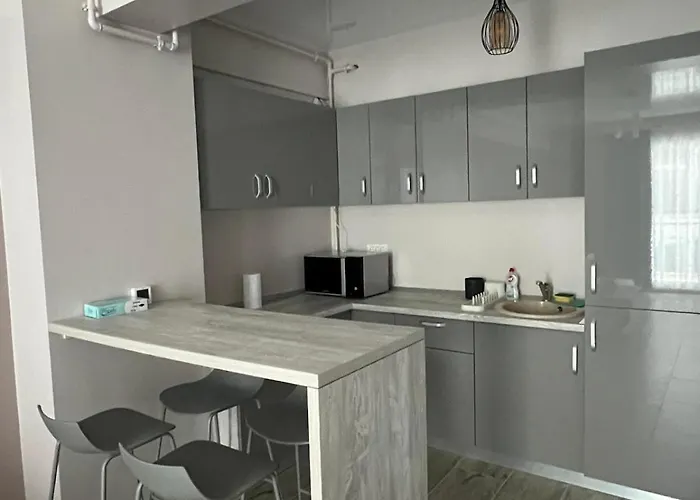 Apartment Mady Nord 1 *